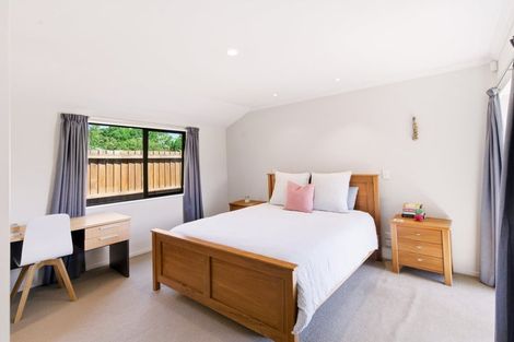 Photo of property in 15 Blowers Place, Halswell, Christchurch, 8025