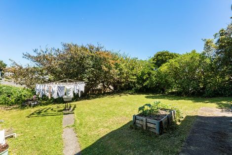 Photo of property in 78-80 Hereford Street, Cannons Creek, Porirua, 5024