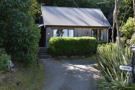 Photo of property in 6888j Christchurch Akaroa Road, Takamatua, 7581