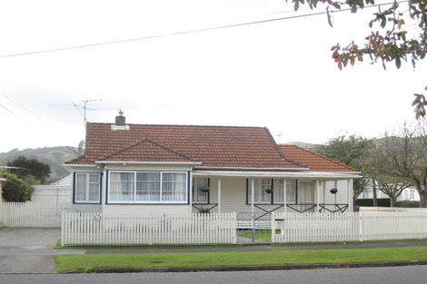 Photo of property in 89 Waddington Drive, Naenae, Lower Hutt, 5011