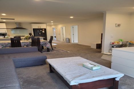 Photo of property in 16 Kutukutu Street, Takanini, 2112