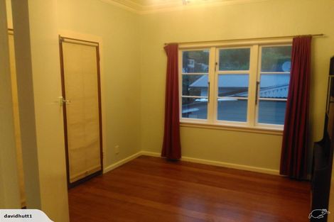 Photo of property in 16 Richmond Avenue, Karori, Wellington, 6012