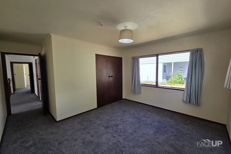 Photo of property in 4 Louise Place, Browns Bay, Auckland, 0630