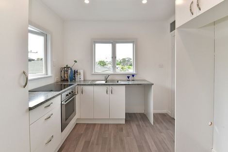 Photo of property in 21 Brixton Road, Manly, Whangaparaoa, 0930