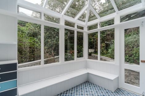 Photo of property in 100 Barnard Street, Wadestown, Wellington, 6012