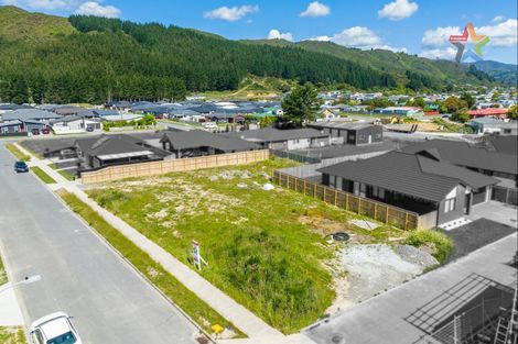 Photo of property in 9 Te Ara O Toroa, Wainuiomata, Lower Hutt, 5014