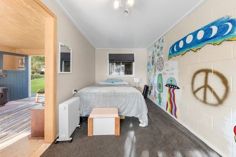 Photo of property in 15 Curtis Street, Okato, 4335