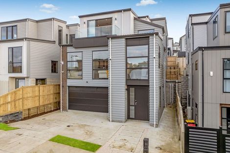 Photo of property in 23 Bremner Ridge Street, Flat Bush, Auckland, 2019