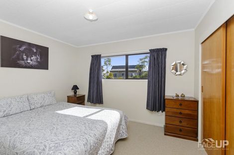 Photo of property in 6 Picasso Drive, West Harbour, Auckland, 0618