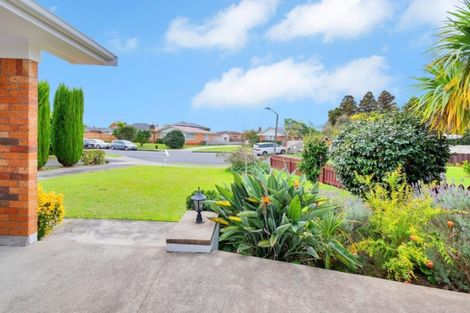 Photo of property in 5 Holden Place, Manukau, Auckland, 2025