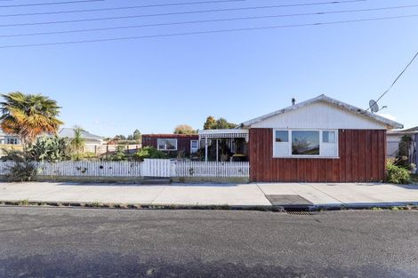Photo of property in 9 Front Miranda Road, Waitakaruru, Thames, 3576
