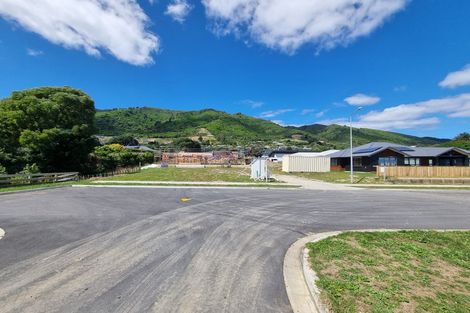 Photo of property in 49 Matenga Street, Waikanae, 5036