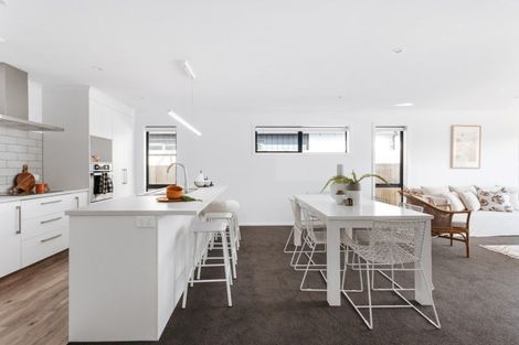 Photo of property in 8 Julie Lane, Papamoa, 3118