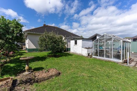 Photo of property in 22 Moheke Avenue, Roslyn, Palmerston North, 4414