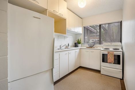 Photo of property in 2/40 Evans Road, Glen Eden, Auckland, 0602