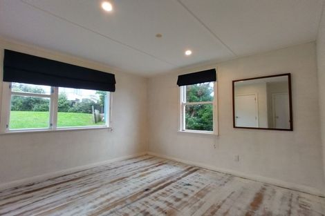Photo of property in 43 Hiwi Crescent, Titahi Bay, Porirua, 5022