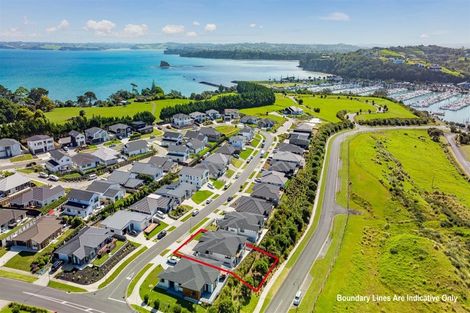 Photo of property in 4 Resolution Drive, Gulf Harbour, Whangaparaoa, 0930