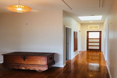 Photo of property in 11 Bankot Crescent, Ngaio, Wellington, 6035