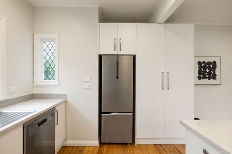 Photo of property in 52 Clarkin Road, Fairfield, Hamilton, 3214