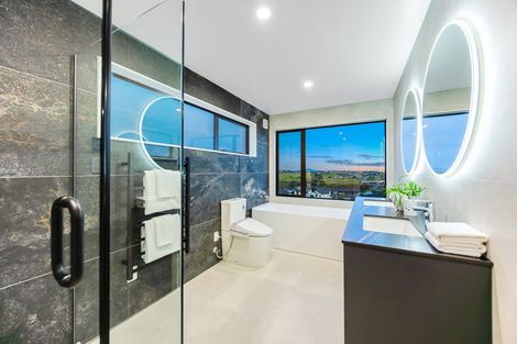 Photo of property in 7 Pakirikiri Street, Long Bay, Auckland, 0630