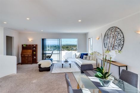 Photo of property in 29 Enfield Road, Hospital Hill, Napier, 4110