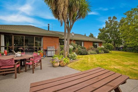 Photo of property in 2 Woodglen Drive, Woodend, 7610