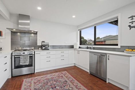 Photo of property in 76 Balrudry Street, Avonhead, Christchurch, 8042