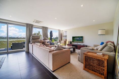 Photo of property in 1f Herbert Street, Hauraki, Auckland, 0622