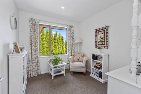 Photo of property in 5 Grace Close, Aidanfield, Christchurch, 8025