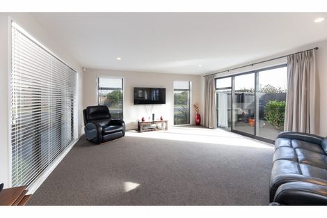 Photo of property in 28 Taiore Crescent, Marshland, Christchurch, 8083