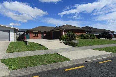 Photo of property in 4 Diamond Grove, Brown Owl, Upper Hutt, 5018