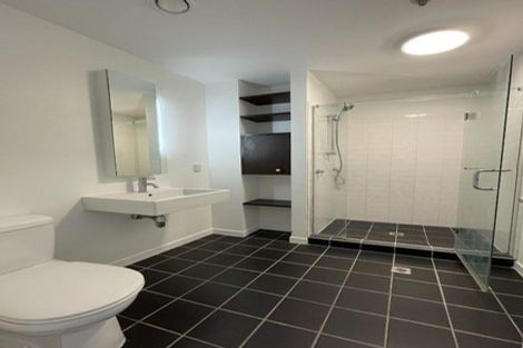 Photo of property in Montreaux Apartments, 6i/164 The Terrace, Wellington Central, Wellington, 6011