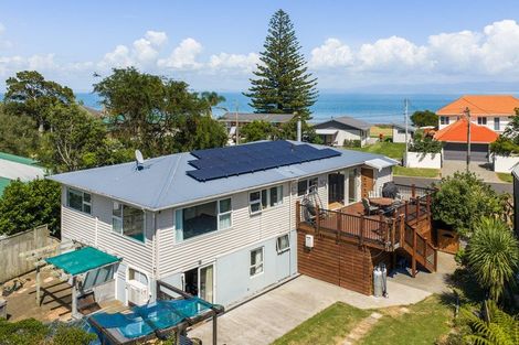 Photo of property in 22 Seaview Avenue, Te Puru, Thames, 3575