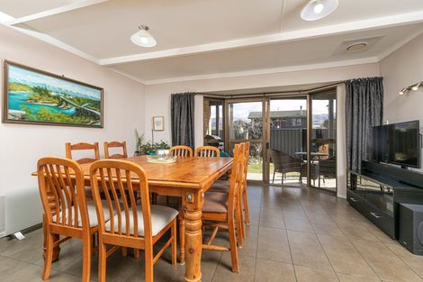 Photo of property in 16 Leitrum Street, Cromwell, 9310