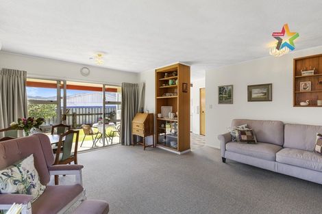 Photo of property in 5a Lees Grove, Wainuiomata, Lower Hutt, 5014