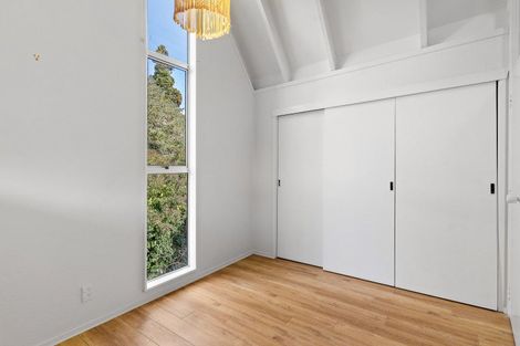 Photo of property in 32 Lanigan Street, Birkdale, Auckland, 0626