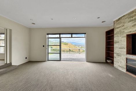 Photo of property in 74 Amesbury Drive, Churton Park, Wellington, 6037