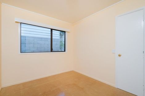 Photo of property in 19a Pisces Road, Glen Eden, Auckland, 0602