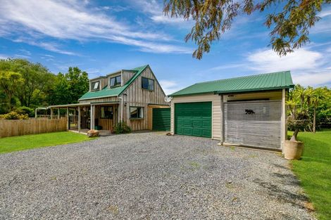 Photo of property in 30 Colville Road, Coromandel, 3506