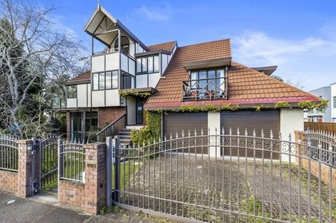 Photo of property in 24 Dawson Street, Hamilton East, Hamilton, 3216