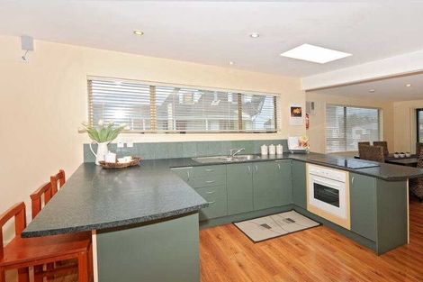 Photo of property in 119 Queens Road, Waikanae Beach, Waikanae, 5036