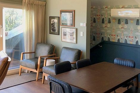 Photo of property in 8a Hawkhurst Road, Lyttelton, 8082