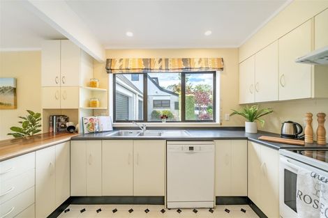 Photo of property in 31b Chatsworth Road, Silverstream, Upper Hutt, 5019