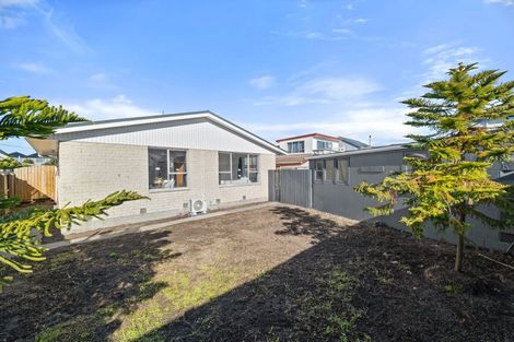 Photo of property in 3/12 Hood Street, New Brighton, Christchurch, 8061