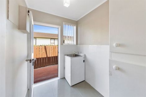 Photo of property in 3/66 Palmers Road, Clendon Park, Auckland, 2103