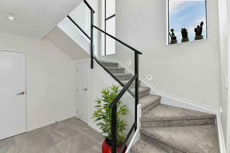 Photo of property in 61 Landmark Terrace, Orewa, 0931