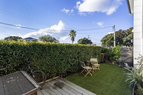 Photo of property in 94a Bay Street, Red Beach, 0932