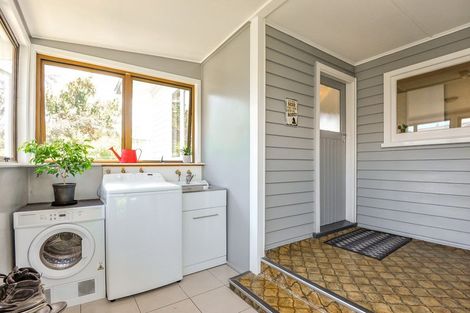 Photo of property in 38 Tucker Lane, Clive, 4102