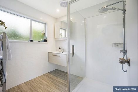 Photo of property in 1/17 Sandiacre Way, Browns Bay, Auckland, 0630