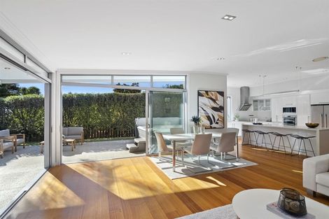 Photo of property in 48a Deep Creek Road, Torbay, Auckland, 0630